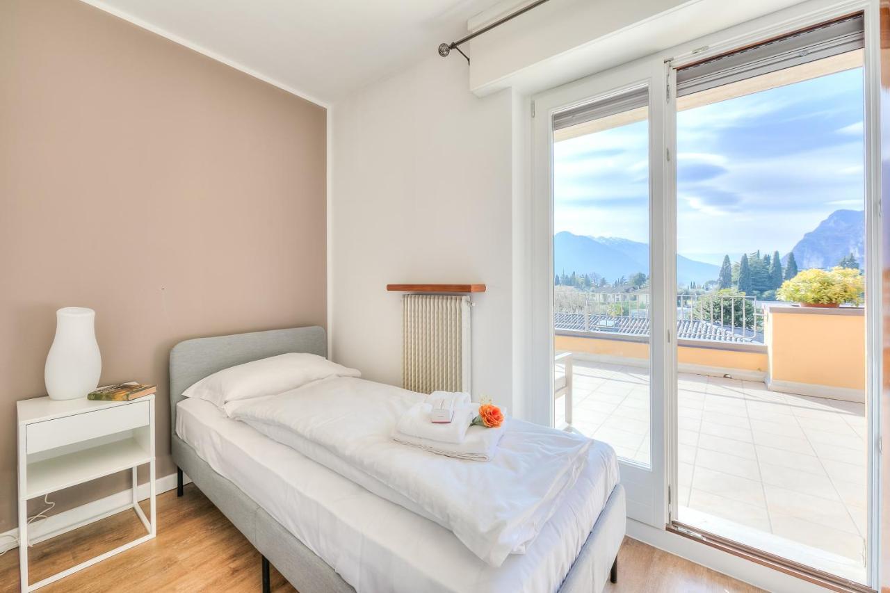 Antares150M From The Lake - Happy Rentals Рива-дель-Гарда Экстерьер фото